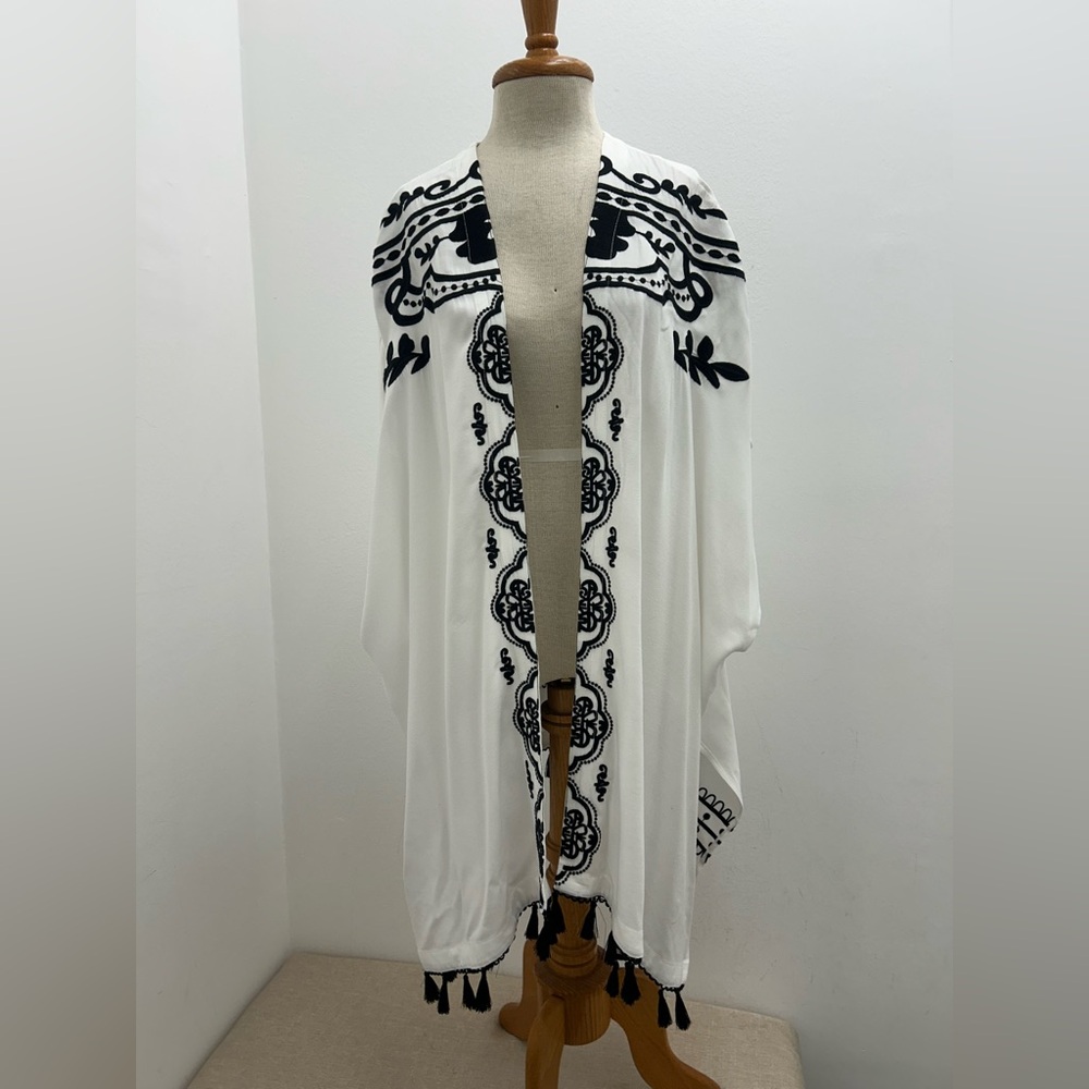 Chico's Monochrome Embroidered Kimono